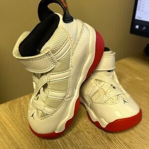 Jordan Kids White and Red Sneakers toddler 5c